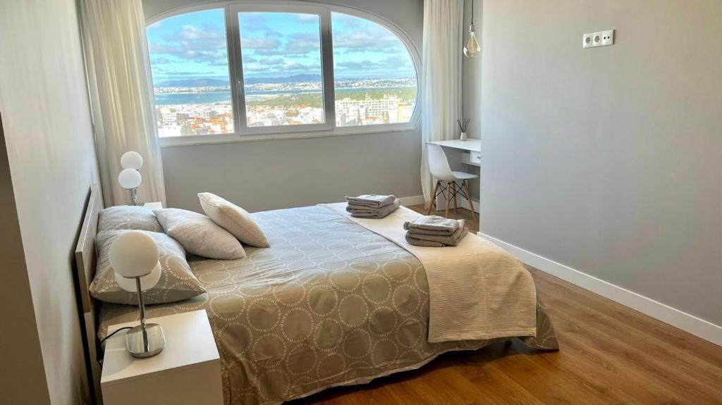 Апартаменты T2 Com Uma Vista Deslumbrante Sobre O Atlantico! Кошта-да-Капарика Экстерьер фото
